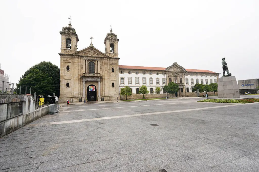 Igreja e Convento do Pópulo