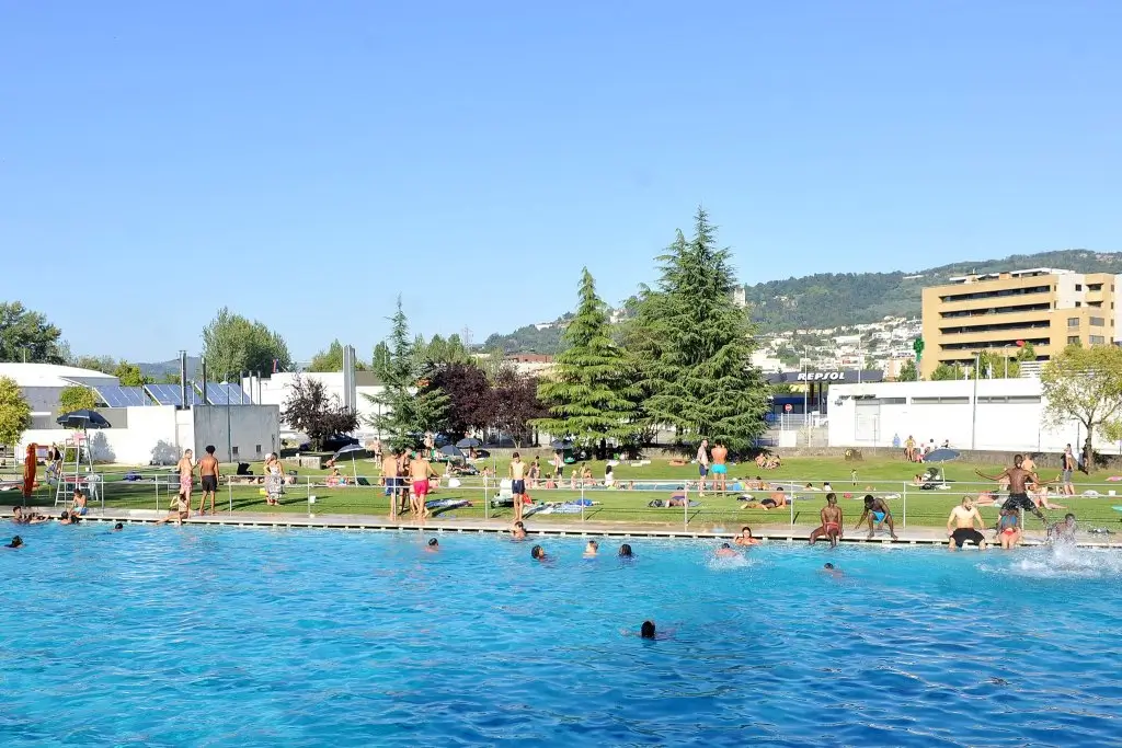 Complexo de Piscinas Municipais da Rodovia