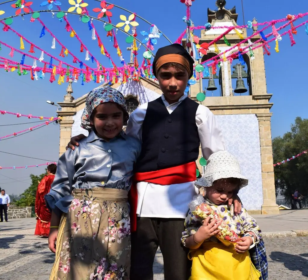 Festas do Bom Jesus dos Milagres e Nossa Senhora de Guadalupe – Sobreposta