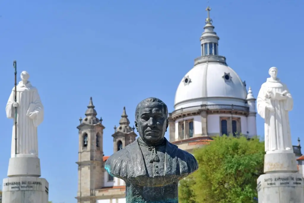 Busto do Padre Martinho António Pereira da Silva