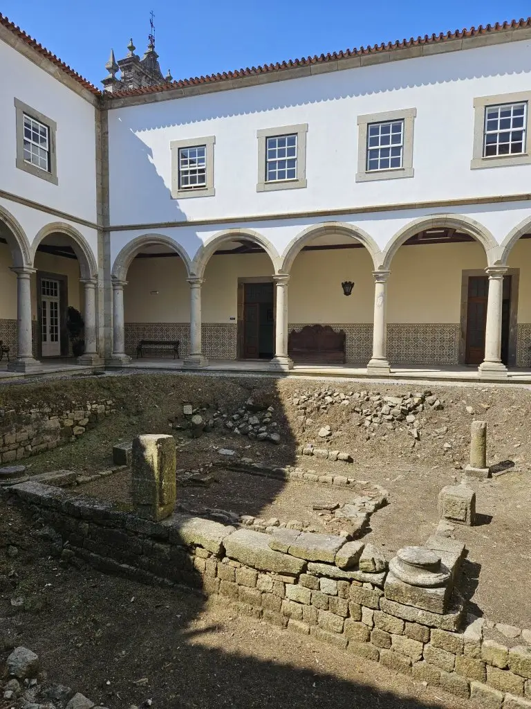 Ruínas Romanas do Seminário Conciliar
