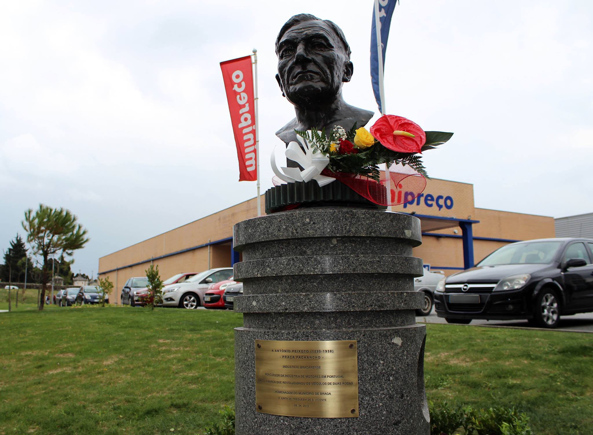 Busto de António Peixoto