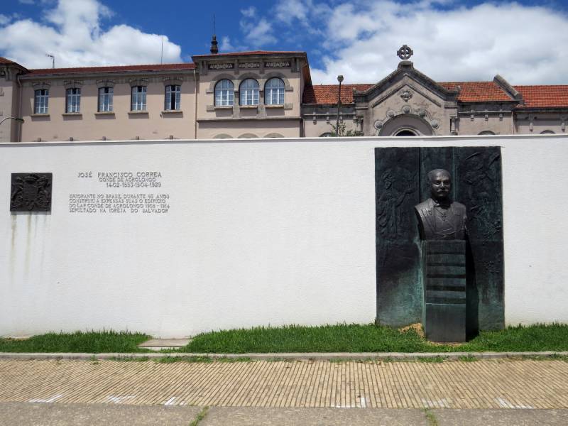 Busto de José Francisco Correia